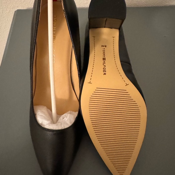 Tommy Hilfiger Abilene block heel pump - Picture 3 of 6